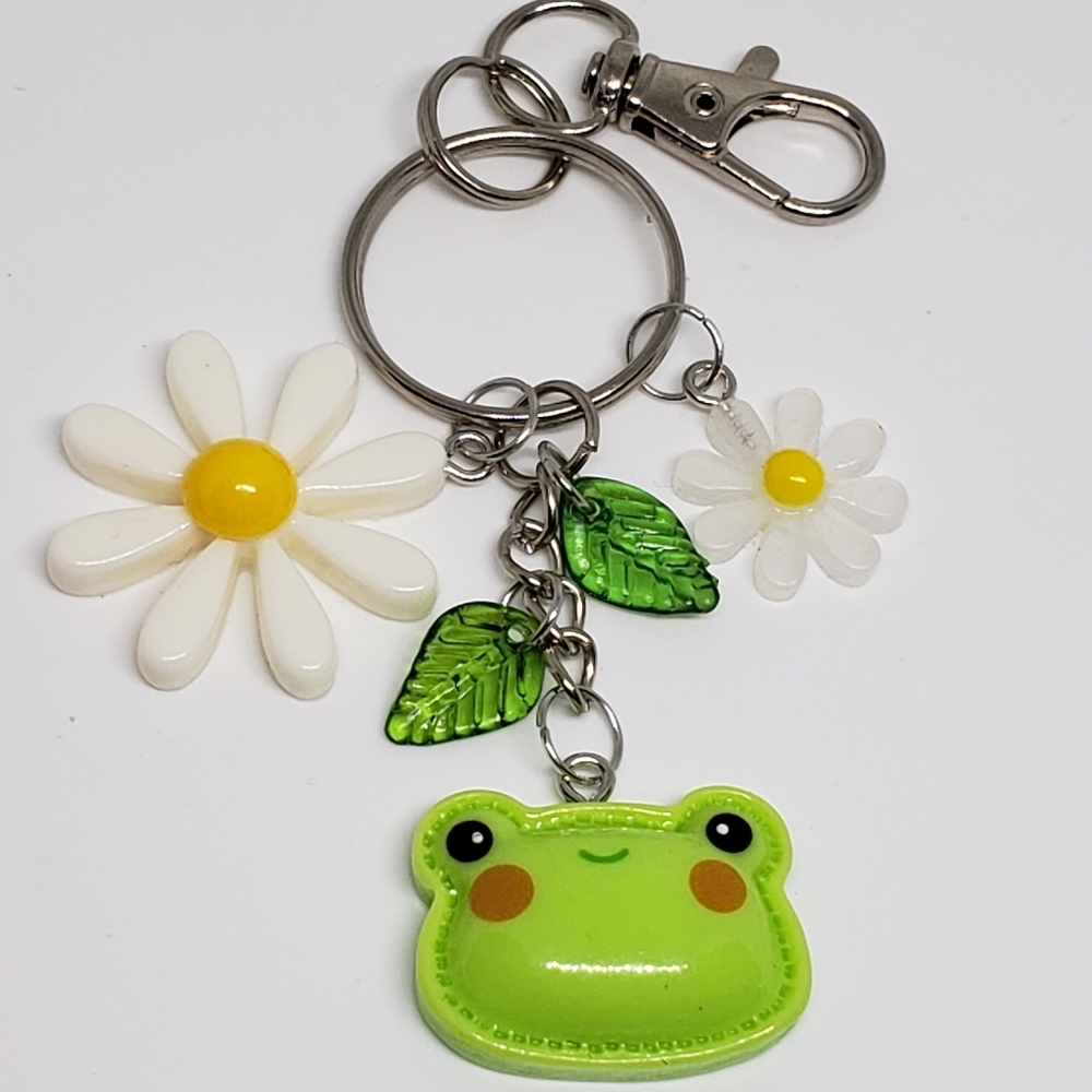 Handmade Kawaii Frog Flower Daisy Keychain
